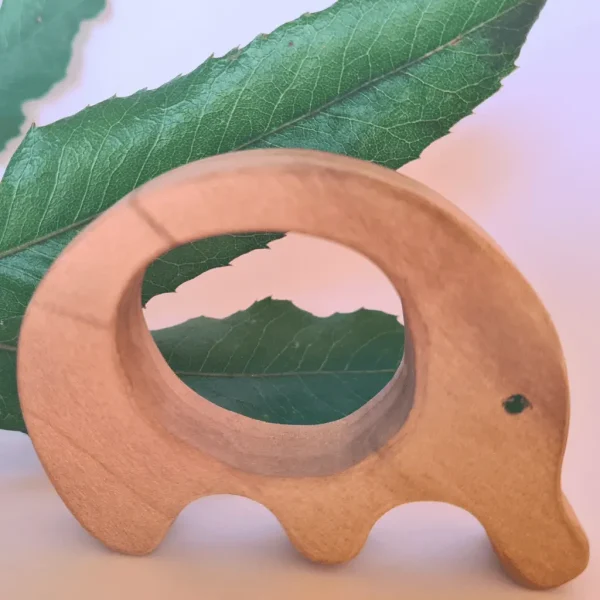 galeriaElefante1 Mordedor para bebé de madera